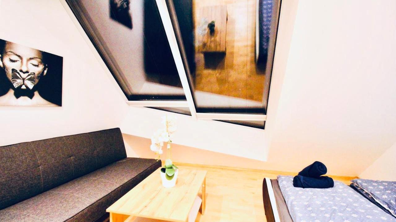 6 Min To Amusement Park - Economy Rooms In Shared Apartment 비엔나 외부 사진