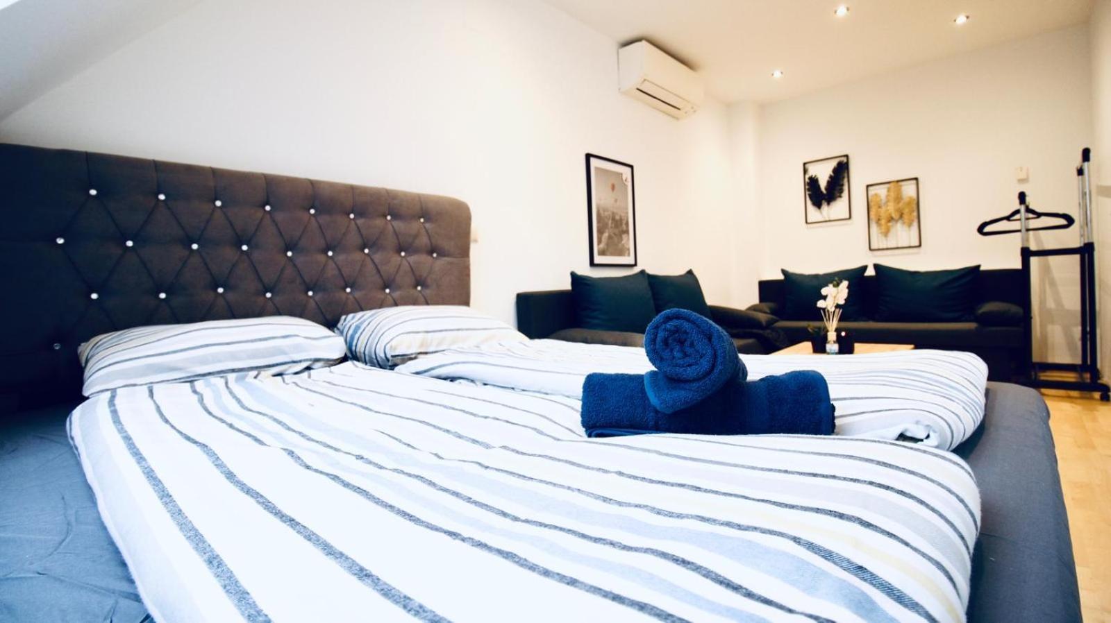 6 Min To Amusement Park - Economy Rooms In Shared Apartment 비엔나 외부 사진
